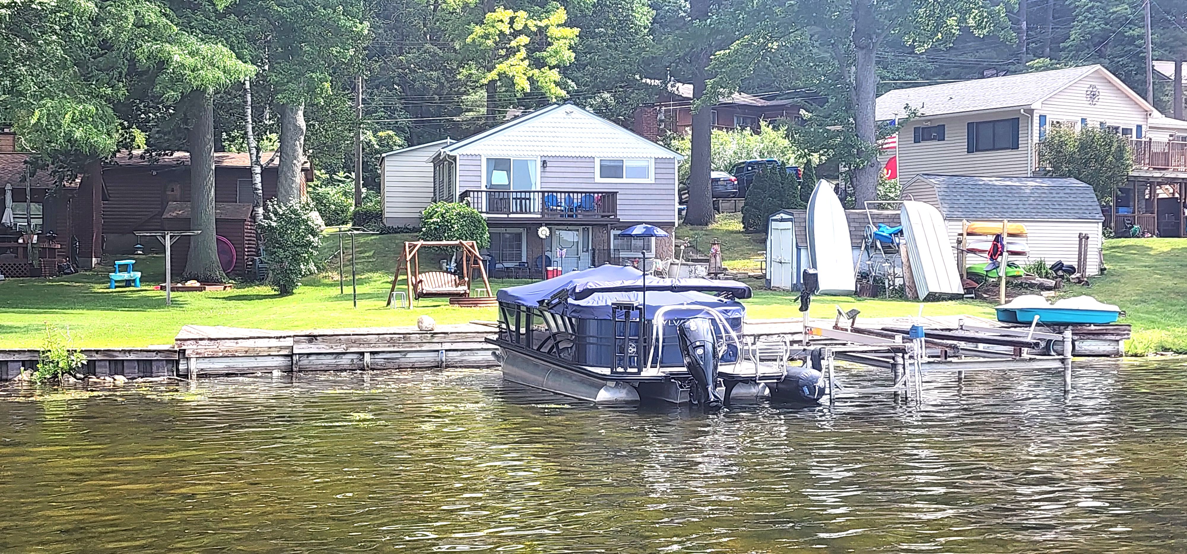 Lakeshore Dr, Columbiaville, MI 48421