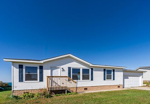 12 Southfork Dr Se, Kasson, MN, 55944-3811 | Card Image