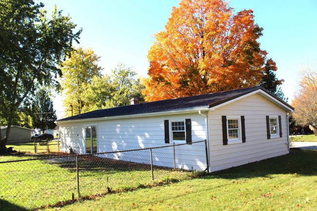 308 Clyde Ave, House other with 3 bedrooms, 1 bathrooms and null parking in Angola IN | Image 8