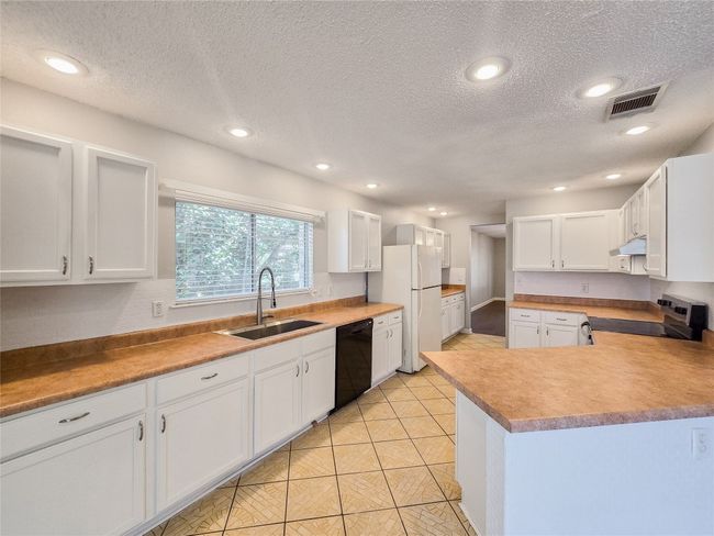 1318 Chalk Ln, House other with 3 bedrooms, 2 bathrooms and null parking in Cedar Park TX | Image 15