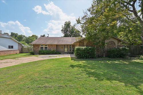 4204 E 52nd St, Tulsa, OK, 74135-3907 | Card Image