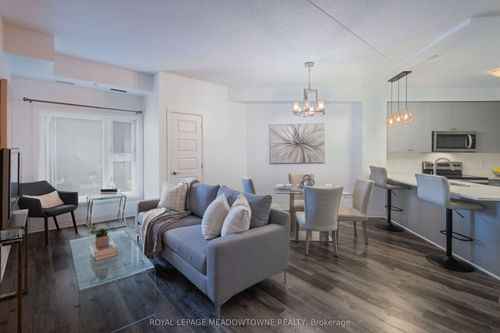 324-610 Farmstead Dr, Milton, ON, L9T8X5 | Card Image