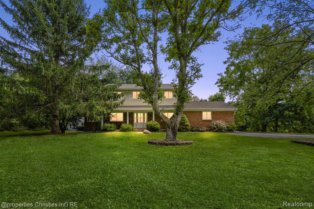 Tipsico Lake Rd, Milford, MI 48380 #1