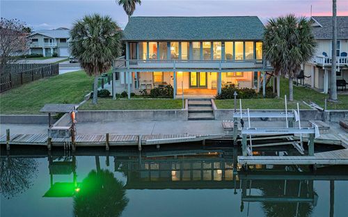 180 Port Royal, City by the Sea, TX, 78336 | Card Image