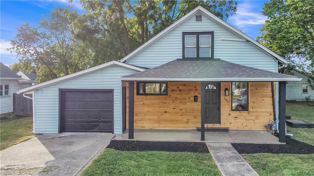 Floral Ave, Troy, OH 45373