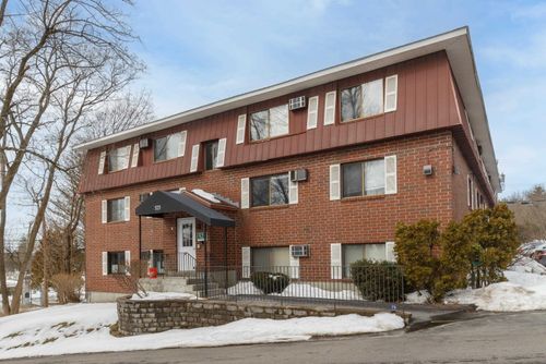 apt-22-525 Calef Rd, Manchester, NH, 03103-7607 | Card Image
