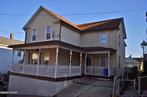 43 Rice Ave, Edwardsville, PA, 18704-1735 | Card Image