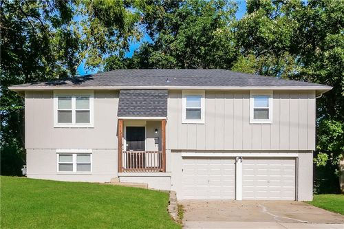 5120 Goodman Ln, Overland Park, KS, 66202-1107 | Card Image