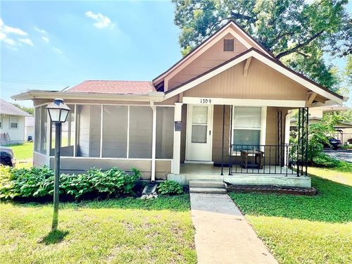 1309 Irving St, Independence, KS, 67301-2213 | Card Image