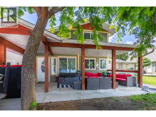 42 Lakeshore Dr, Vernon, BC, V1H | Card Image