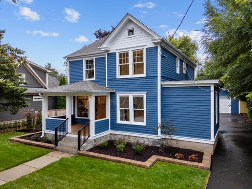 1332 Dodge St, Lake Geneva, WI, 53147-1310 | Card Image