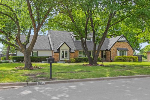 3010 S Country Club Rd, Garland, TX, 75043-1308 | Card Image