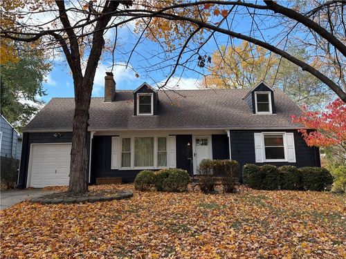 7400 Canterbury St, Prairie Village, KS, 66208-3249 | Card Image