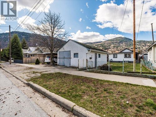 1534 Fifth Ave, Trail, BC, V1R1T8 | Card Image