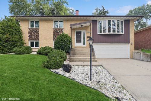 6501 Forestview Dr, Oak Forest, IL, 60452-1516 | Card Image