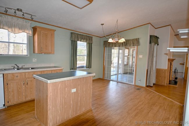 449401 E 963 Rd, House other with 3 bedrooms, 2 bathrooms and null parking in Vian OK | Image 8