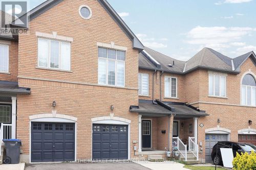 52 Pefferlaw Cir, Brampton, ON, L6Y0K1 | Card Image