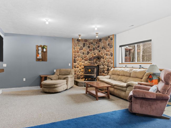 1357 W M 20, House other with 5 bedrooms, 3 bathrooms and null parking in New Era MI | Image 37