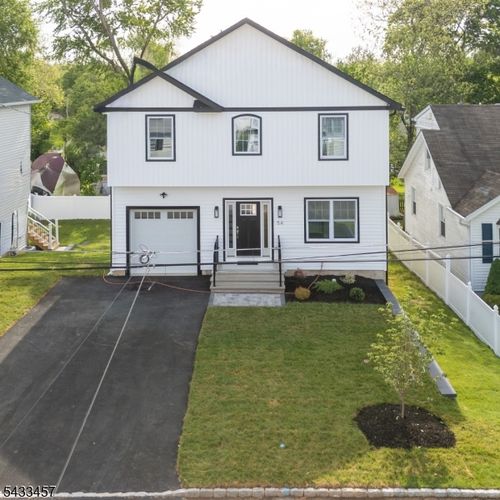 54 Navajo Ave, Lake Hiawatha, NJ, 07034-2713 | Card Image