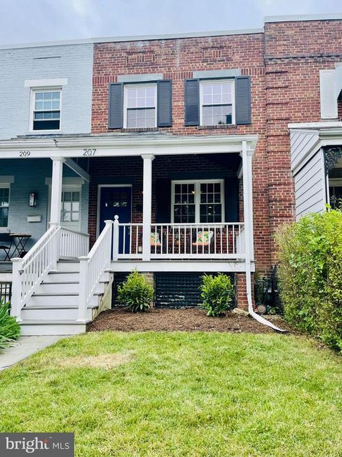 207 Evans Ln, ALEXANDRIA, VA, 22305-3002 | Card Image