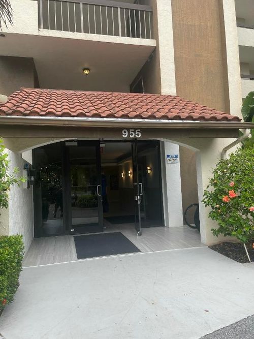 411-955 Egret Cir, Delray Beach, FL, 33444-7603 | Card Image