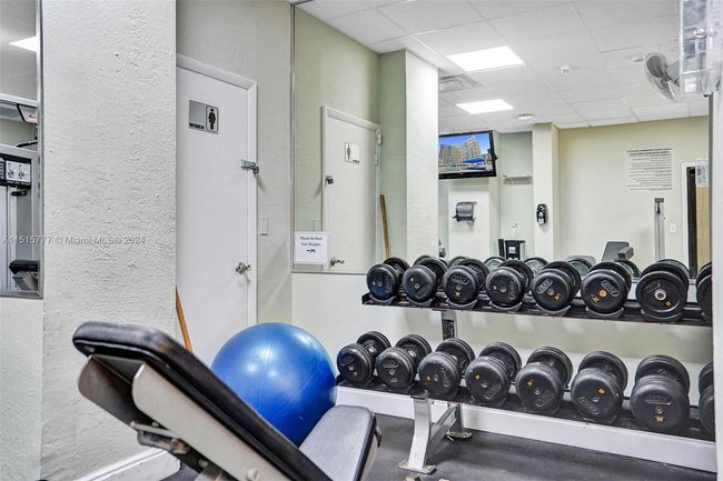 APT-1709 - 3180 S Ocean Dr, Condo with 2 bedrooms, 2 bathrooms and null parking in Hallandale Beach FL | Image 61