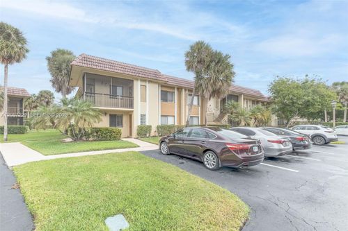 102-325 Lakeview Dr, Weston, FL, 33326-1365 | Card Image