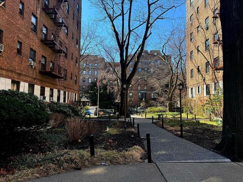 apt-6l-83-83 118th St, Kew Gardens, NY, 11415-2437 | Card Image