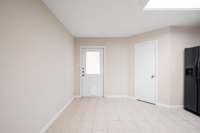 240 Myrtle St, House other with 3 bedrooms, 2 bathrooms and 2 parking in Kyle TX | Image 8
