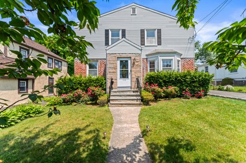 112 Fourth Street, Stamford, CT, 06905 | Card Image