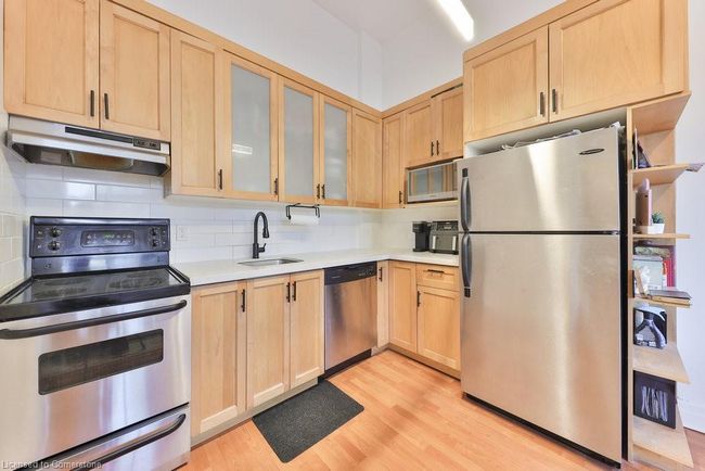 105 - 459 Kerr St, House attached with 1 bedrooms, 1 bathrooms and 1 parking in Oakville ON | Image 6