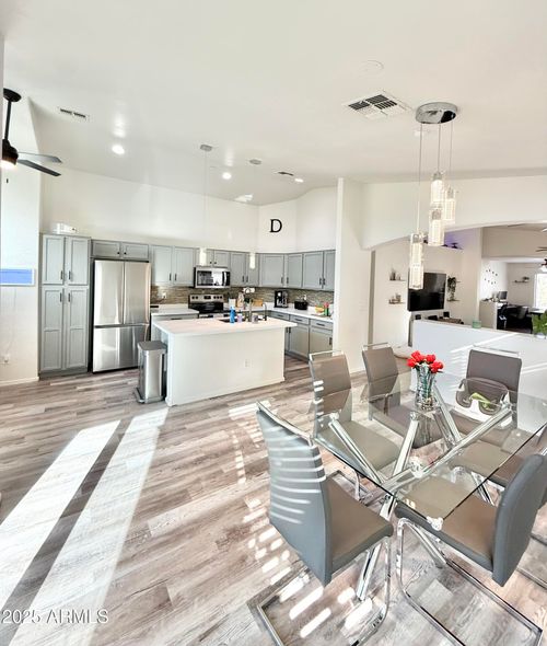 13737 W Berridge Ln, Litchfield Park, AZ, 85340-5351 | Card Image