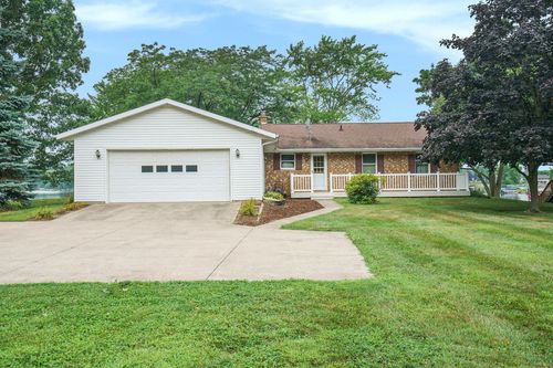24153 Findley Rd, Sturgis, MI, 49091-9370 | Card Image