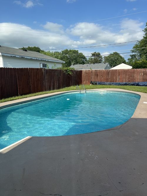 6711 Ridge Dr, Davenport, IA, 52806-1560 | Card Image