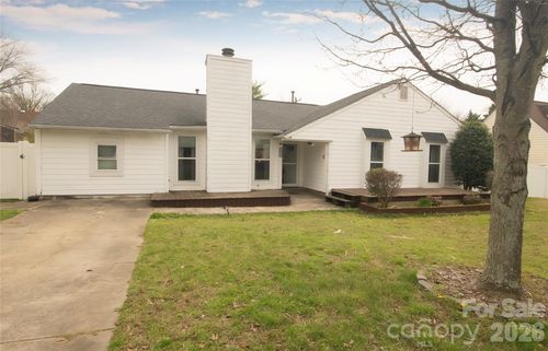10927 Copper Field Dr, Pineville, NC, 28134-6507 | Card Image