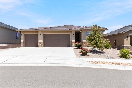 3335 Wolf Tail Loop Ne, Rio Rancho, NM, 87144-7887 | Card Image