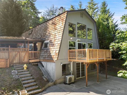 1354 Ne Hoffs Dr, Poulsbo, WA, 98370-8080 | Card Image