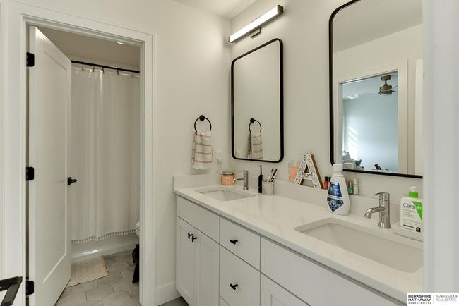 21209 B St, House other with 6 bedrooms, 5 bathrooms and 3 parking in Elkhorn NE | Image 30