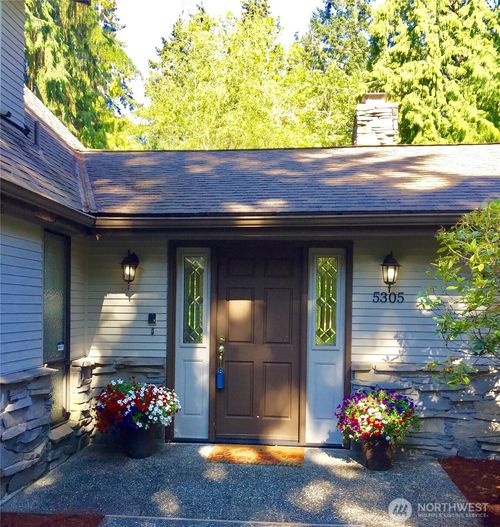 5305 90th Avenue Se, Mercer Island, WA, 98040 | Card Image