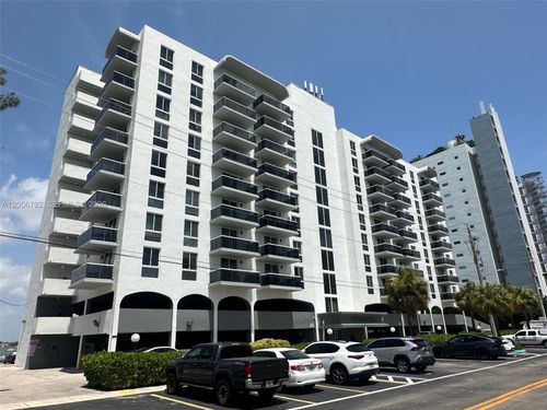 504-7928 W Dr 504, North Bay Village, FL, 33141 | Card Image