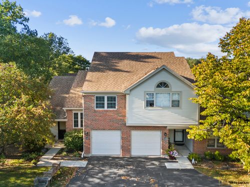 722 Sutton Cir, Wheeling, IL, 60090-2695 | Card Image