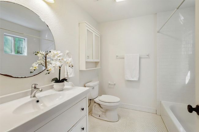 4203 Avenue A, House other with 4 bedrooms, 3 bathrooms and 2 parking in Austin TX | Image 15
