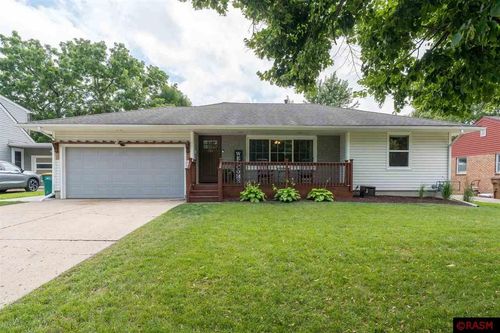 1302 Levison St, Albert Lea, MN, 56007-3568 | Card Image