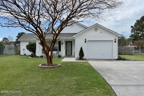 103 Lariat Ln, Jacksonville, NC, 28546-9654 | Card Image