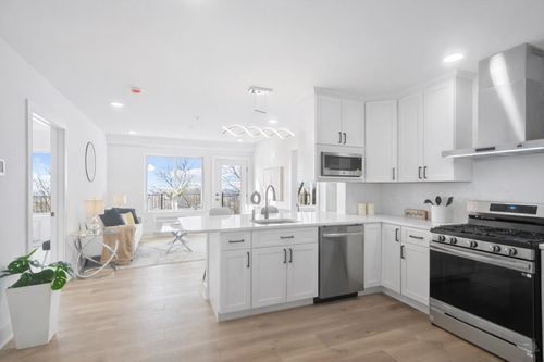 201-2601 Jane St, North Bergen, NJ, 07047-2222 | Card Image