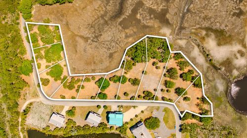 XXXXXXX Sea Breeze Drive, Crawfordville, FL, 32327 | Card Image