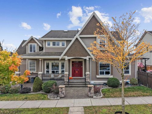 18938 54a Ave, Surrey, BC, V3S6R4 | Card Image