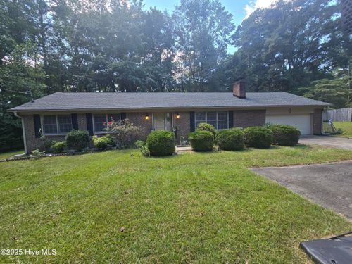 808 N Glenwood Trl, Southern Pines, NC, 28387-7323 | Card Image