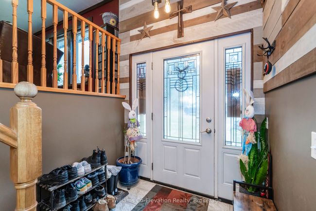 4684 10 Th Sideroad, House other with 5 bedrooms, 4 bathrooms and 10 parking in Essa ON | Image 6