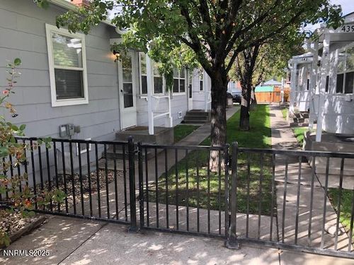 425 Casazza Dr, Reno, NV, 89502-3393 | Card Image